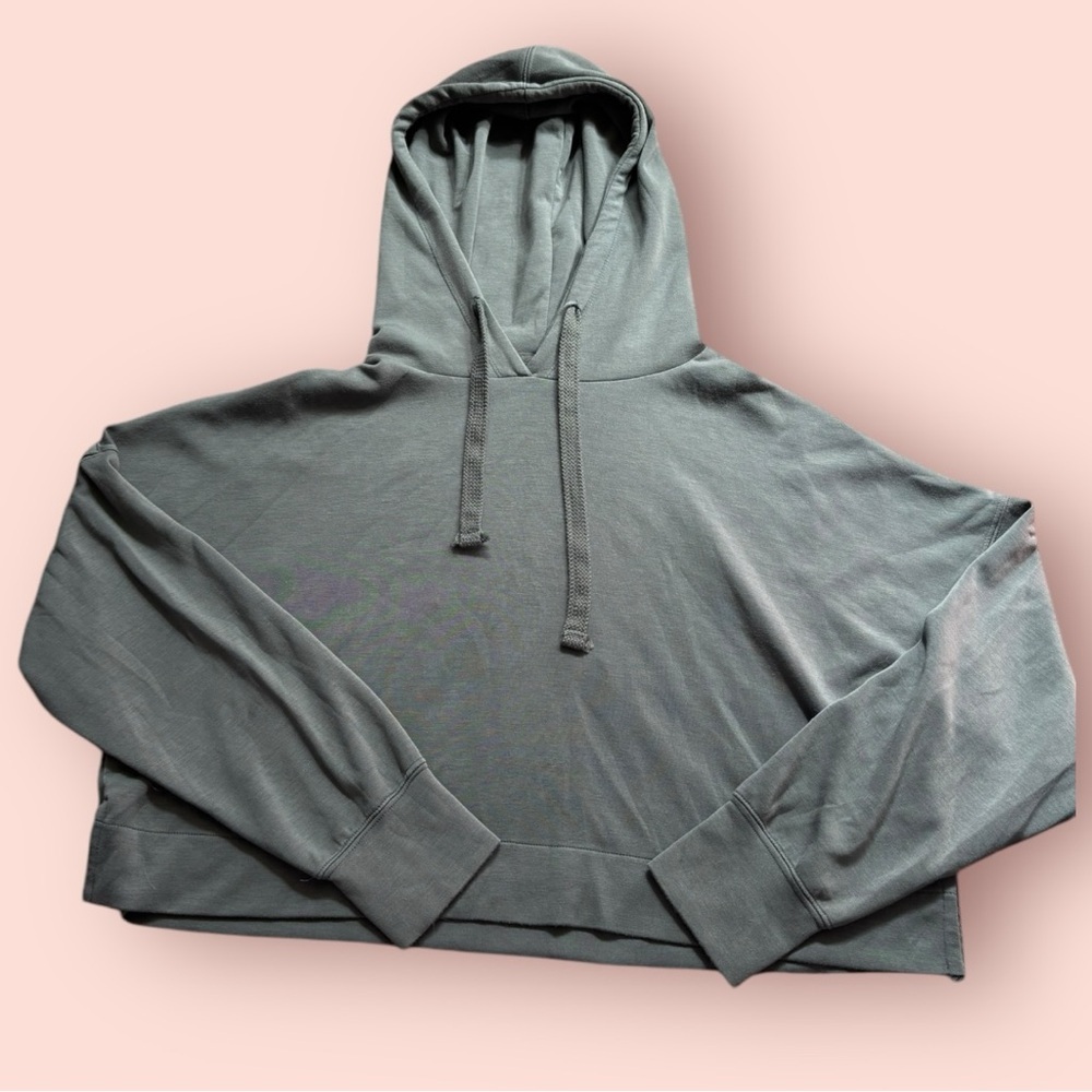 Altar’d State‎ Revival hoodie grey/green size small